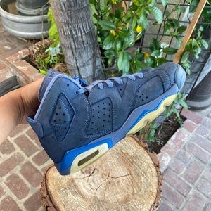 JORDAN 6 RETRO DIFFUSED | BOYS SNEAKERS | SIZE 7